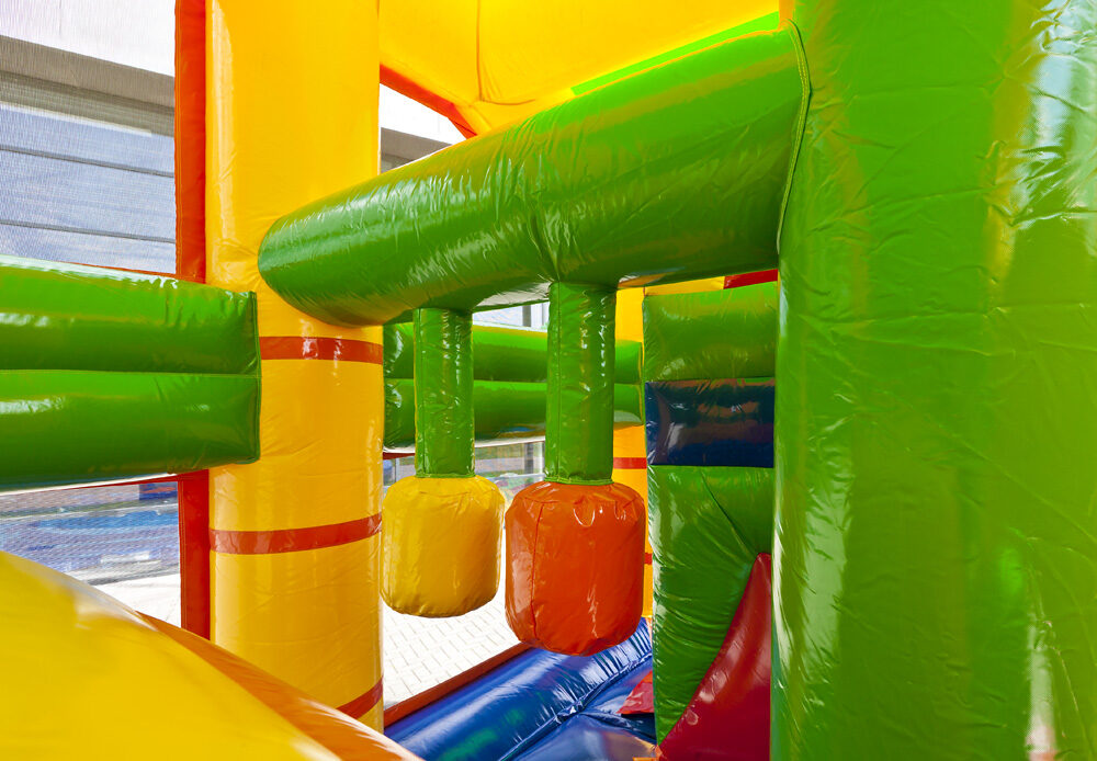 Castillo Hinchable de Multiplay León con techo - Imagen 6