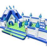 castle20world2015m20HR2028429.jpg